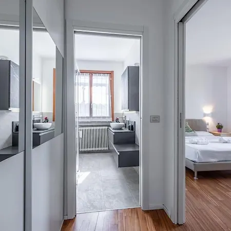 Fa44 - Lux Apt With Big Balcony & Modern Design - *